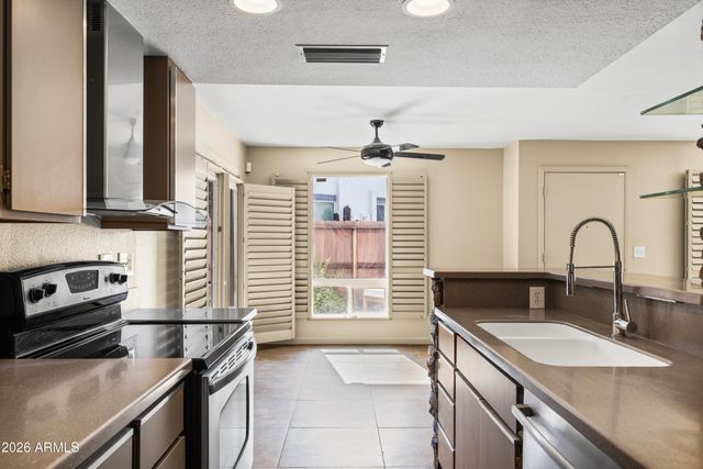 13210 N 3RD Way, Phoenix, AZ 85022