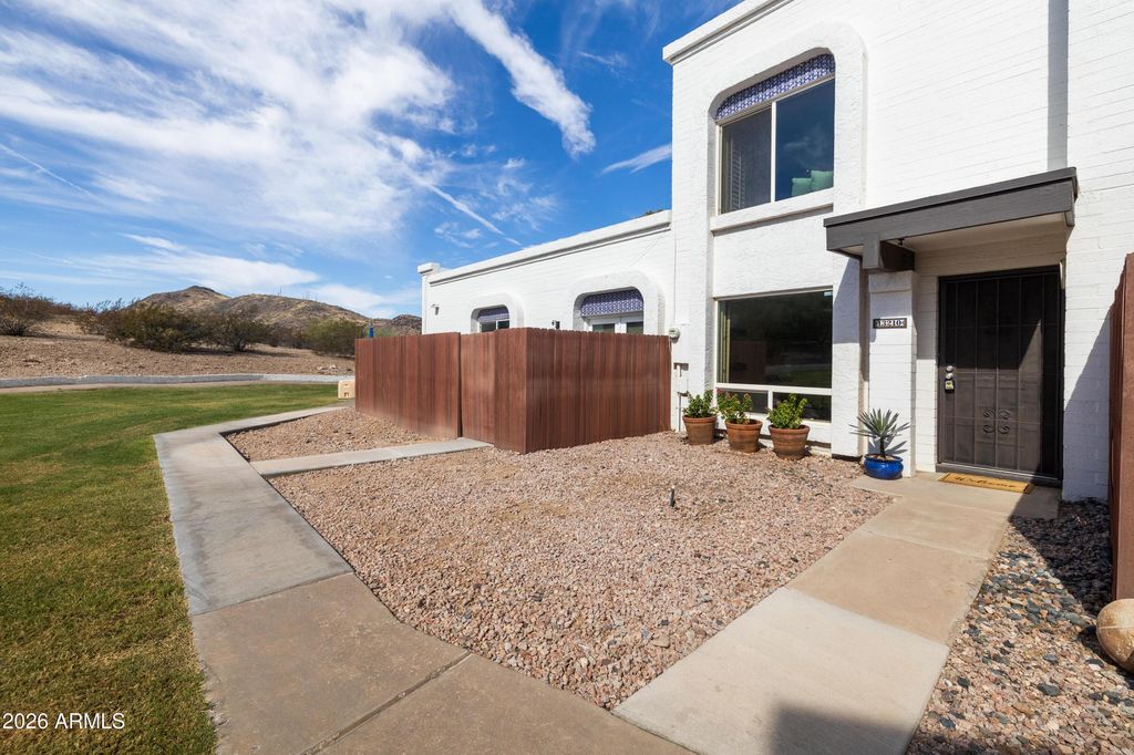 13210 N 3RD Way, Phoenix, AZ 85022
