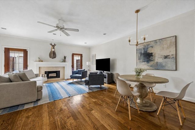 1006 Augusta Drive 123, Houston, TX 77057