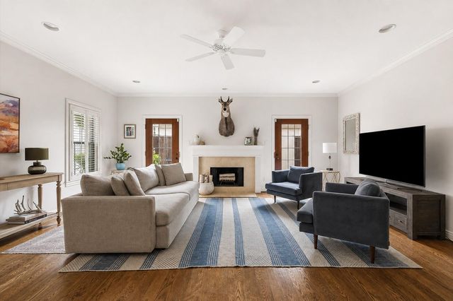1006 Augusta Drive 123, Houston, TX 77057