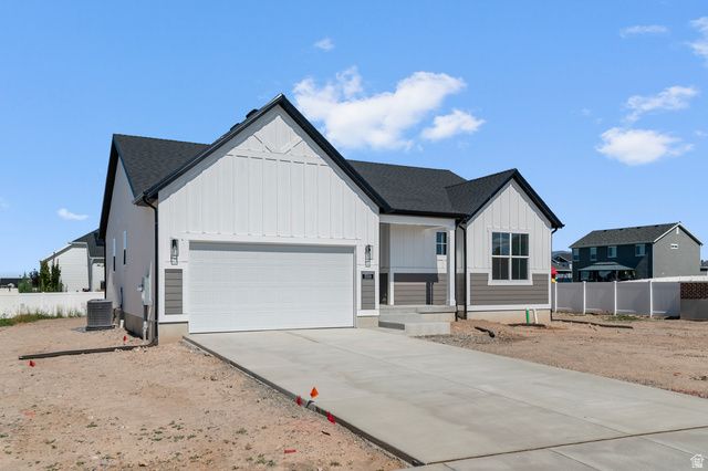 3016 W 2650 N, Clinton, UT 84015