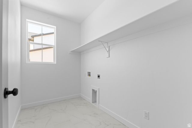3016 W 2650 N, Clinton, UT 84015