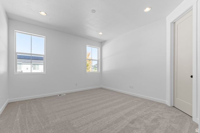 3016 W 2650 N, Clinton, UT 84015