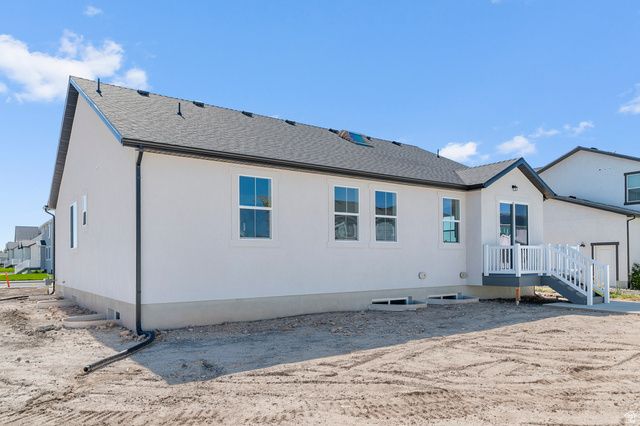3016 W 2650 N, Clinton, UT 84015