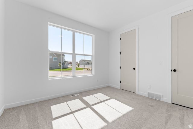 3016 W 2650 N, Clinton, UT 84015