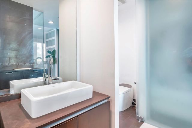 1040 Biscayne Blvd 3306, Miami, FL 33132