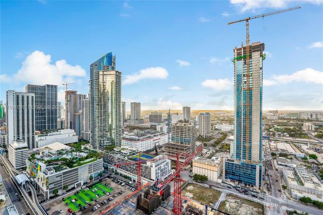 1040 Biscayne Blvd 3306, Miami, FL 33132