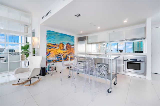 1040 Biscayne Blvd 3306, Miami, FL 33132