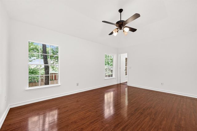 42 Rockridge Drive, The Woodlands, TX 77381