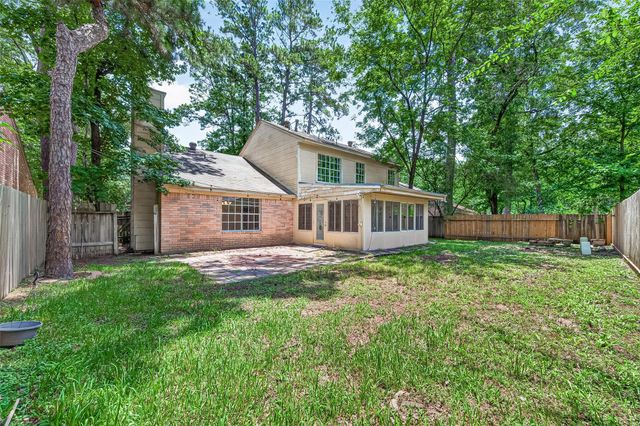 42 Rockridge Drive, The Woodlands, TX 77381