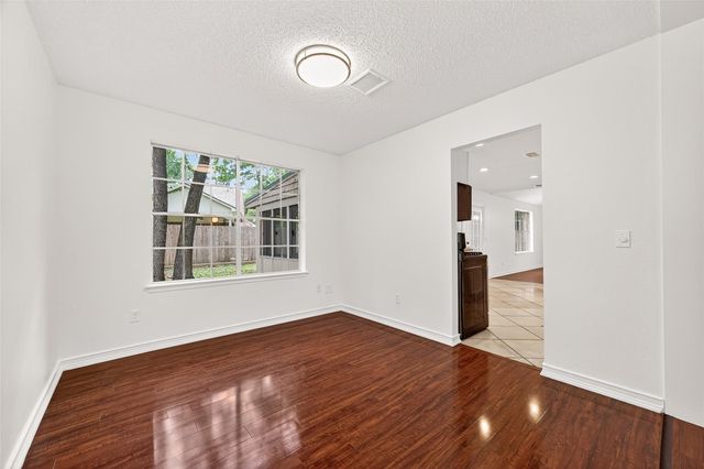 42 Rockridge Drive, The Woodlands, TX 77381