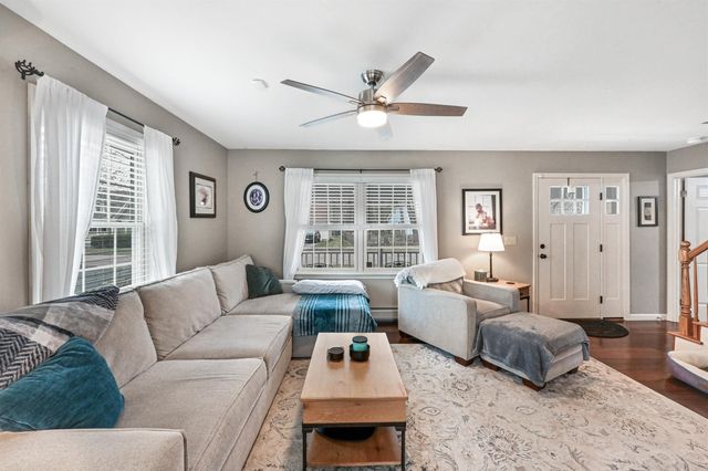 21 Grey Meadow Drive, Burlington, VT 05408