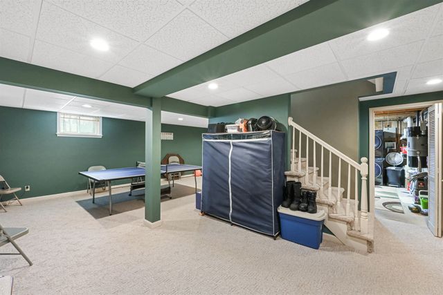 21 Grey Meadow Drive, Burlington, VT 05408