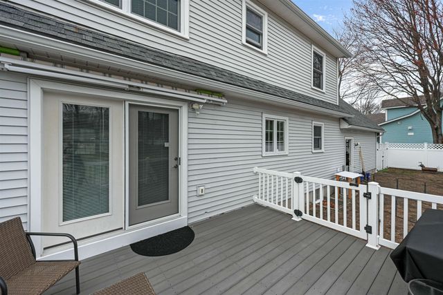 21 Grey Meadow Drive, Burlington, VT 05408