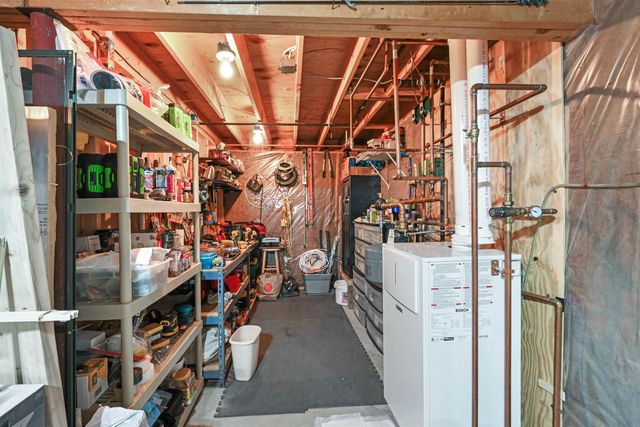 21 Grey Meadow Drive, Burlington, VT 05408