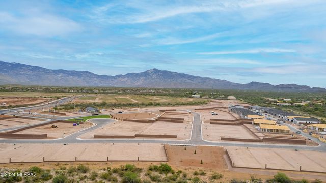 14122 E Canidae Drive, Vail, AZ 85641