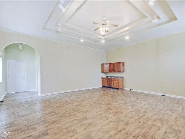2937 W 10th Street, Indianapolis, IN 46222