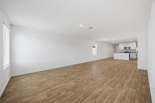 6231 Weezy Willow Lane, Houston, TX 77048
