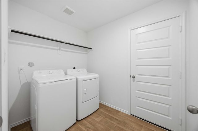 6231 Weezy Willow Lane, Houston, TX 77048