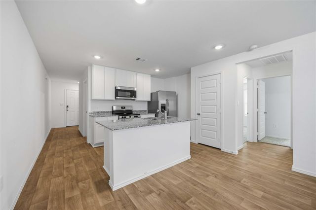 6231 Weezy Willow Lane, Houston, TX 77048