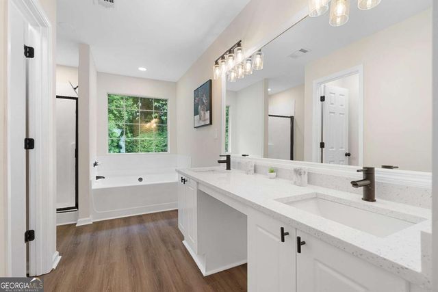 890 Stonebridge Crescent, Lithonia, GA 30058