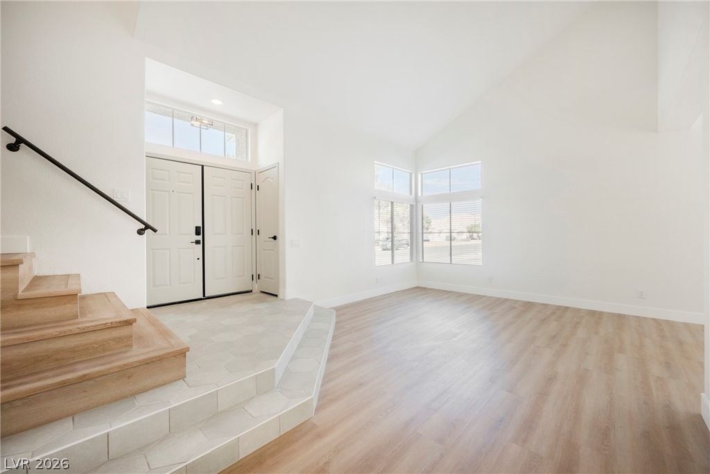 2529 Cortina Avenue, Henderson, NV 89074 — photo 4