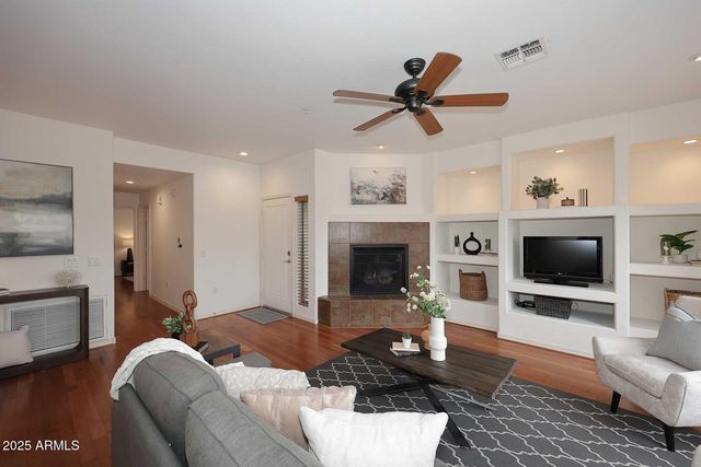 16800 E EL LAGO Boulevard 2054, Fountain Hills, AZ 85268