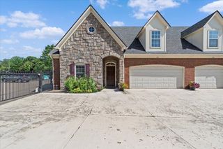 1595 Dexter Grove Ct Apt 105, Cordova, TN 38016