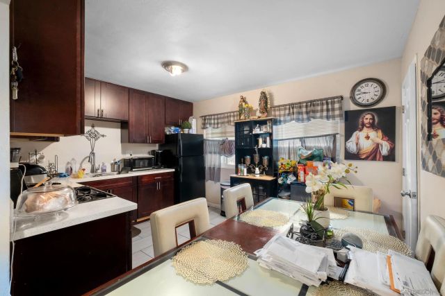 931-935 13'th St, Imperial Beach, CA 91932