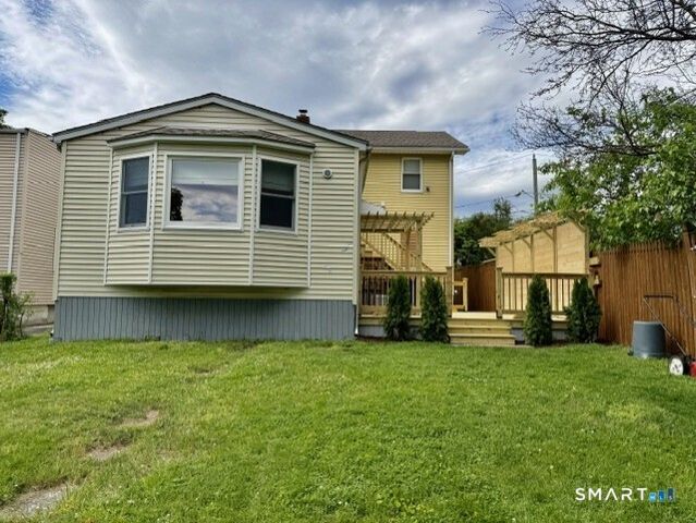 10 Wells Avenue B, Stamford, CT 06902