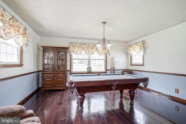 11 CHERRY LN, West Deptford, NJ 08096