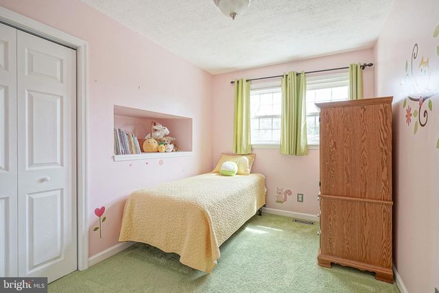 11 CHERRY LN, West Deptford, NJ 08096