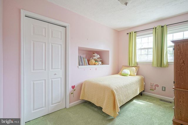 11 CHERRY LN, West Deptford, NJ 08096