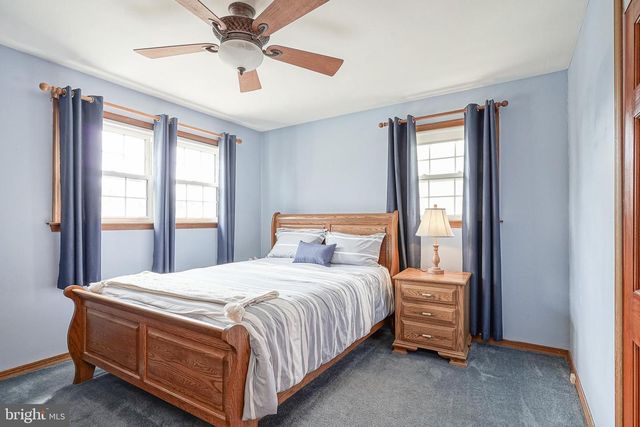 11 CHERRY LN, West Deptford, NJ 08096