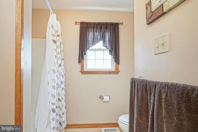 11 CHERRY LN, West Deptford, NJ 08096