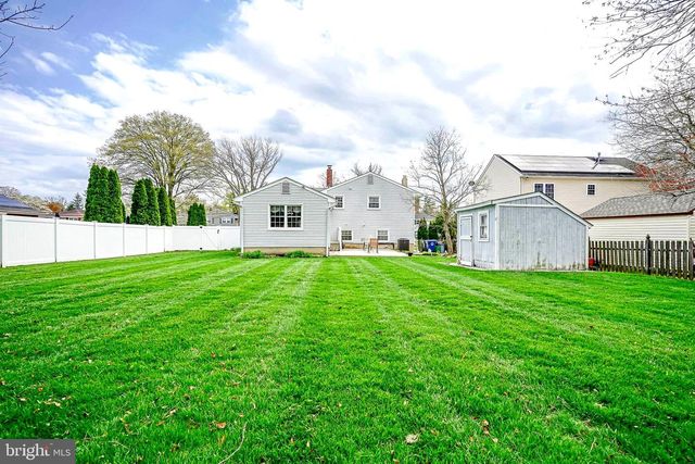 11 CHERRY LN, West Deptford, NJ 08096