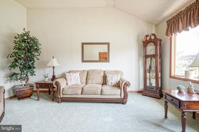 11 CHERRY LN, West Deptford, NJ 08096