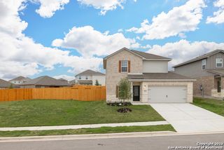 9234 FOXING BLFS, Converse, TX 78109