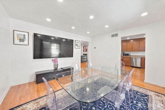36 fiume Street, Iselin, NJ 08830