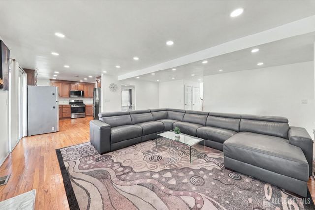 36 fiume Street, Iselin, NJ 08830