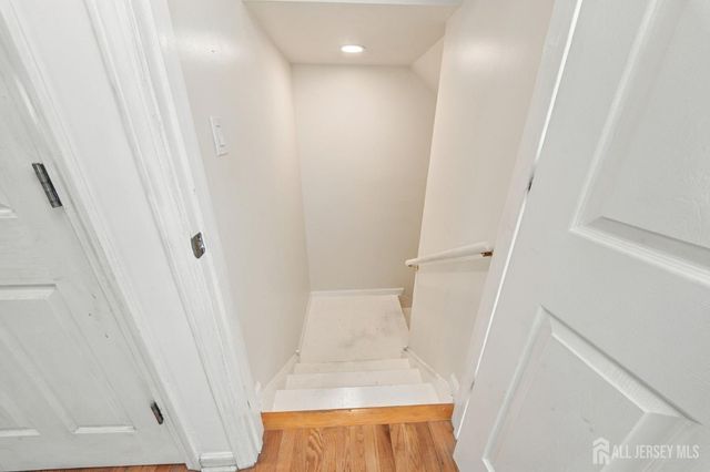36 fiume Street, Iselin, NJ 08830