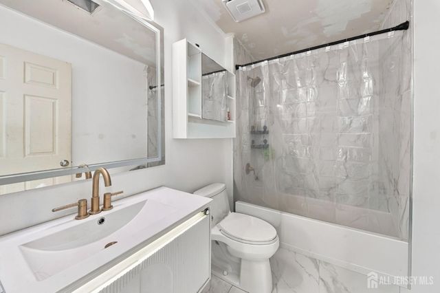 36 fiume Street, Iselin, NJ 08830