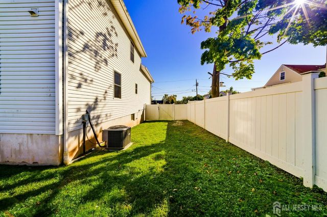 36 fiume Street, Iselin, NJ 08830