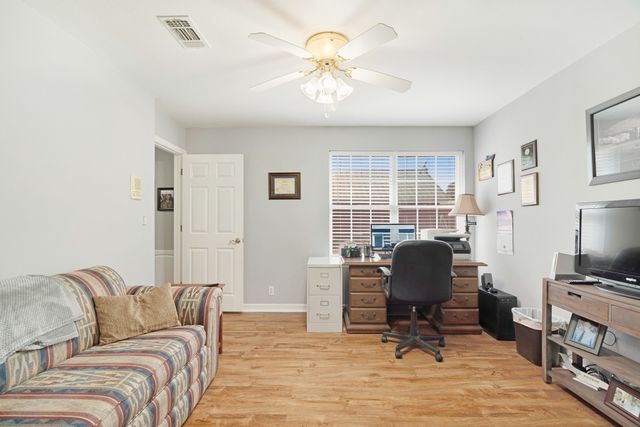 1005 Us-82, Blossom, TX 75416