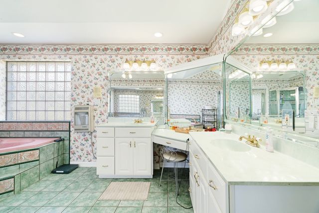 1005 Us-82, Blossom, TX 75416