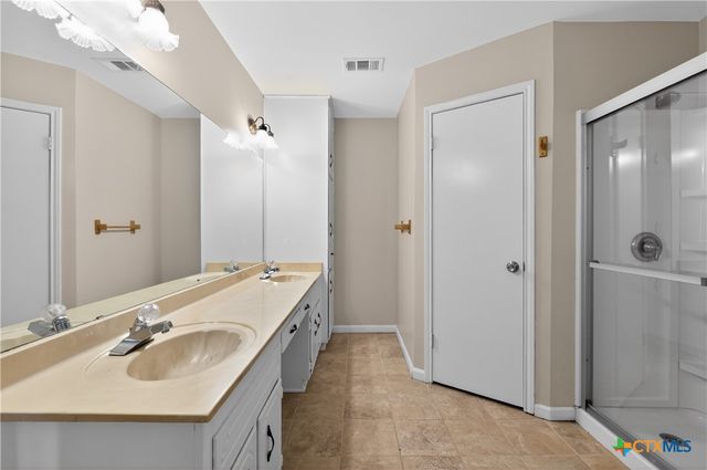 1702 Big Bend Drive, Killeen, TX 76549