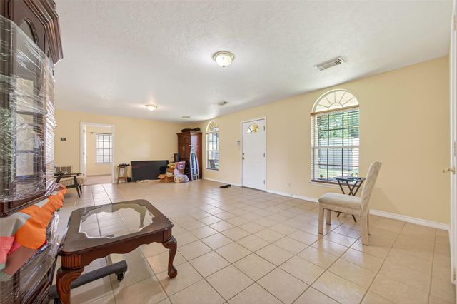 720 Ezekiel Smith Street, Prairie View, TX 77484