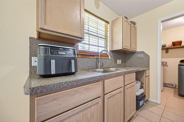 720 Ezekiel Smith Street, Prairie View, TX 77484
