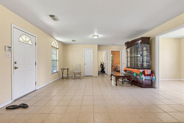 720 Ezekiel Smith Street, Prairie View, TX 77484