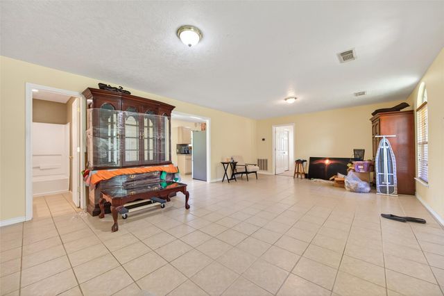 720 Ezekiel Smith Street, Prairie View, TX 77484